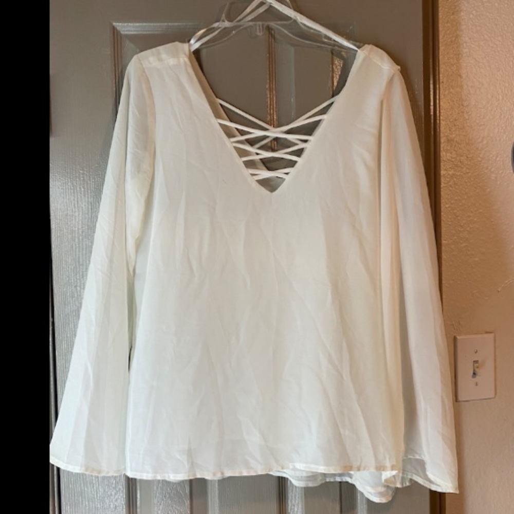 White dress shirt